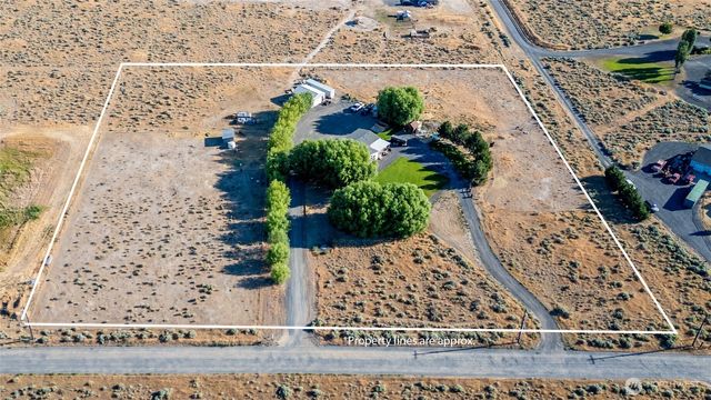 4820 NE 7.5 Road, Moses Lake, WA 98837