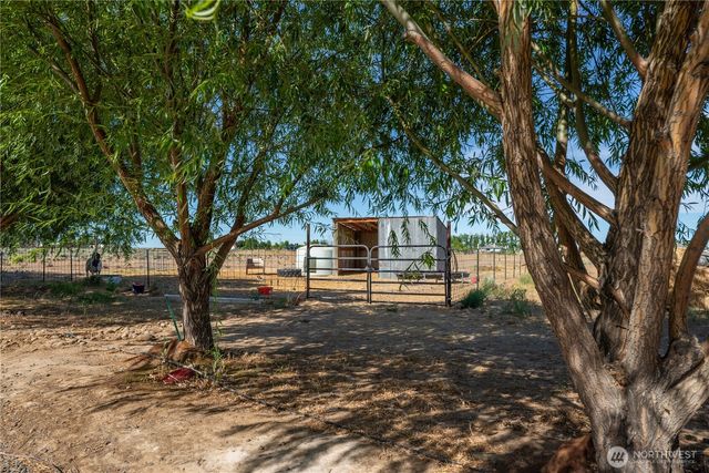 4820 NE 7.5 Road, Moses Lake, WA 98837