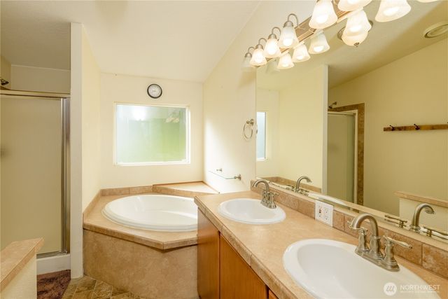 4820 NE 7.5 Road, Moses Lake, WA 98837