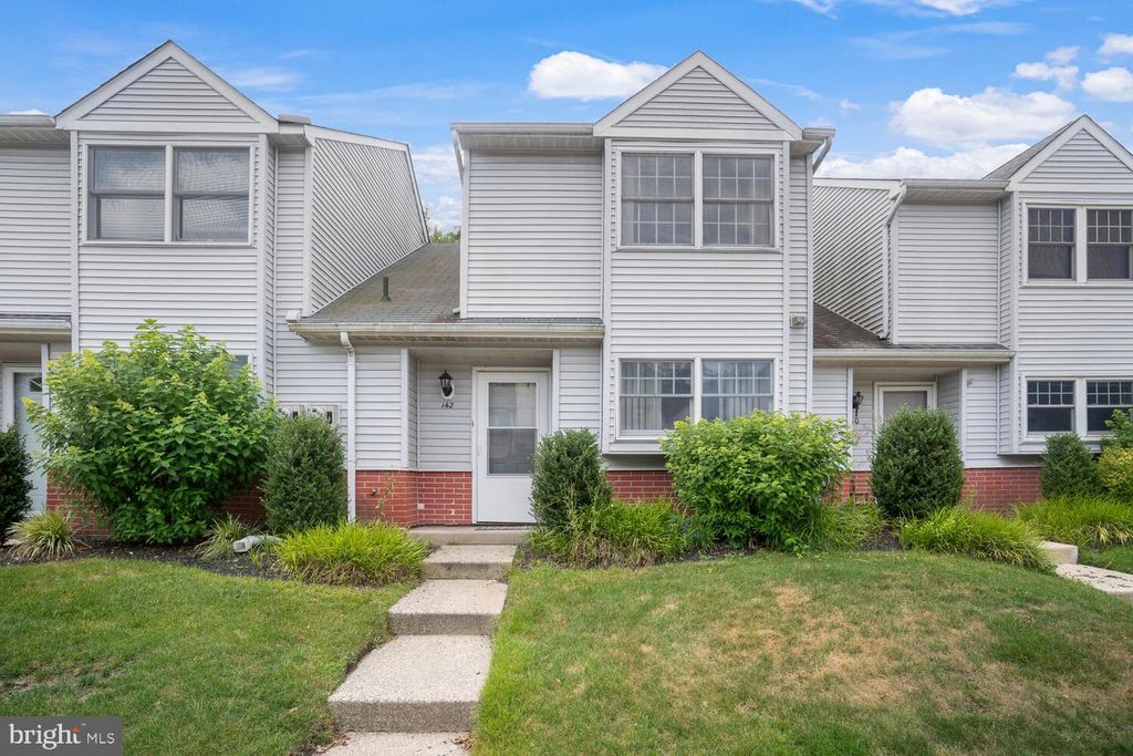 142 WESTCHESTER DR, Little Egg Harbor Twp, NJ 08087
