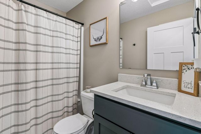 1740 Spruce Street, Farmington, MN 55024