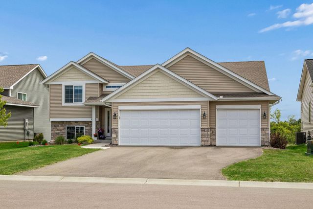 1740 Spruce Street, Farmington, MN 55024