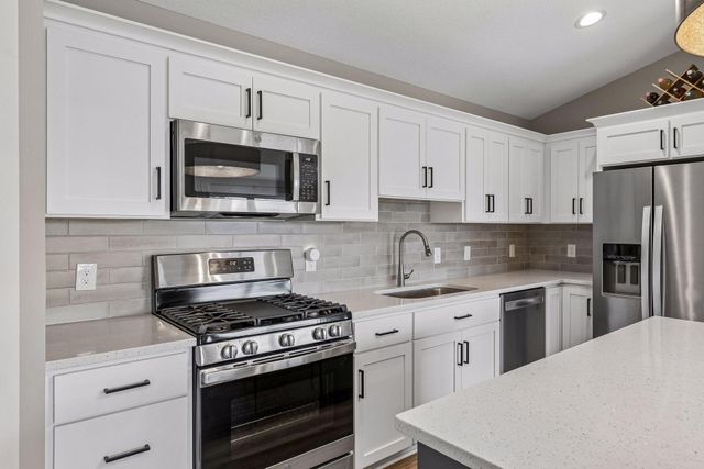 1740 Spruce Street, Farmington, MN 55024