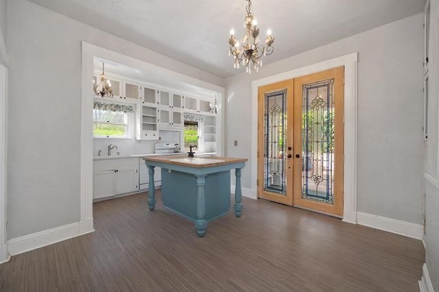 9220 Old State Hwy, Newcastle, CA 95658