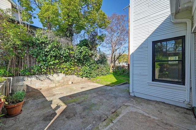 9220 Old State Hwy, Newcastle, CA 95658