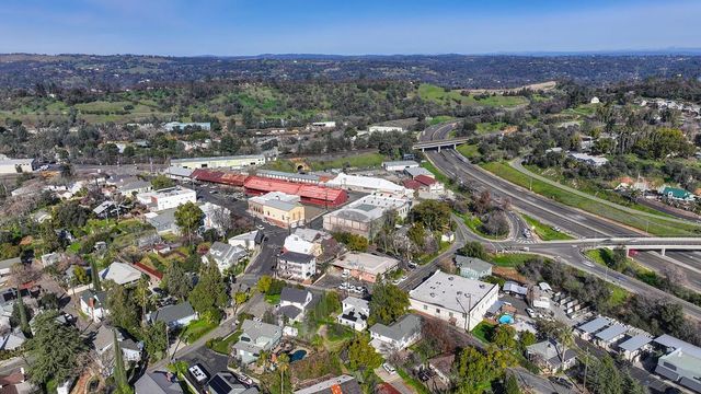 9220 Old State Hwy, Newcastle, CA 95658