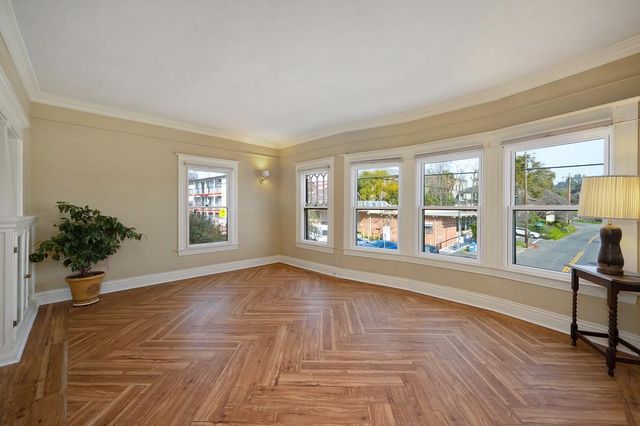 9220 Old State Hwy, Newcastle, CA 95658