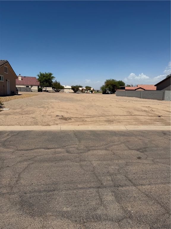 1711 E Valley Parkway, Mohave Valley, AZ 86440