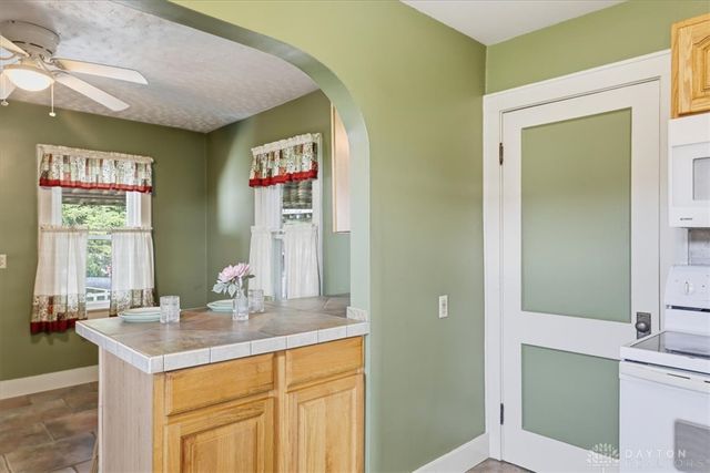 2955 Mechanicsburg Road, Springfield, OH 45503