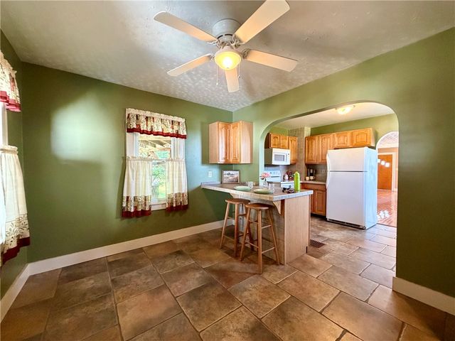 2955 Mechanicsburg Road, Springfield, OH 45503