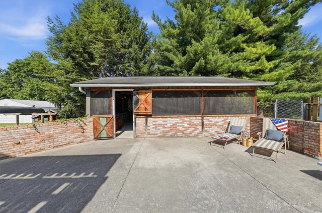 2955 Mechanicsburg Road, Springfield, OH 45503