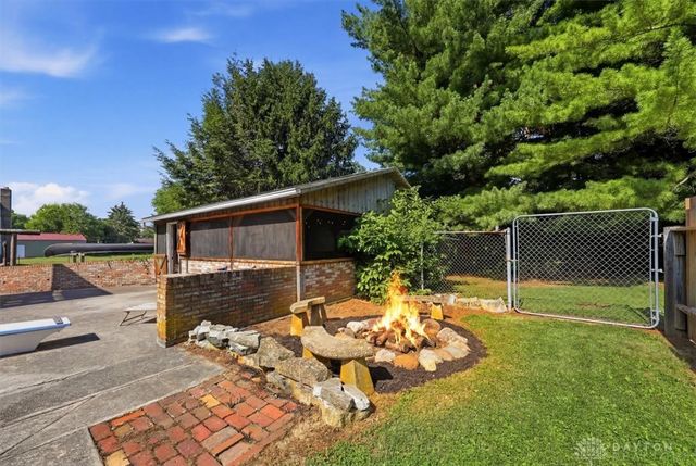 2955 Mechanicsburg Road, Springfield, OH 45503
