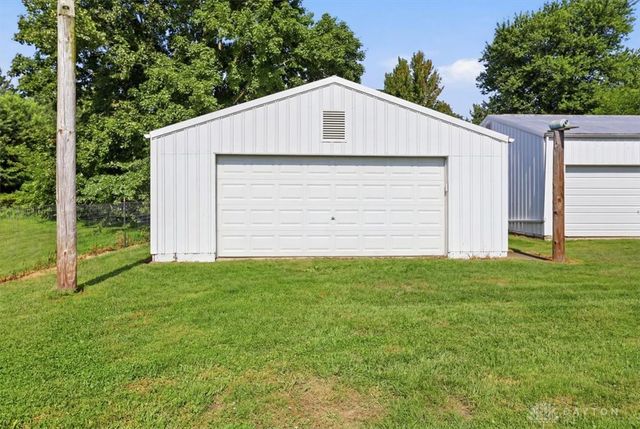 2955 Mechanicsburg Road, Springfield, OH 45503