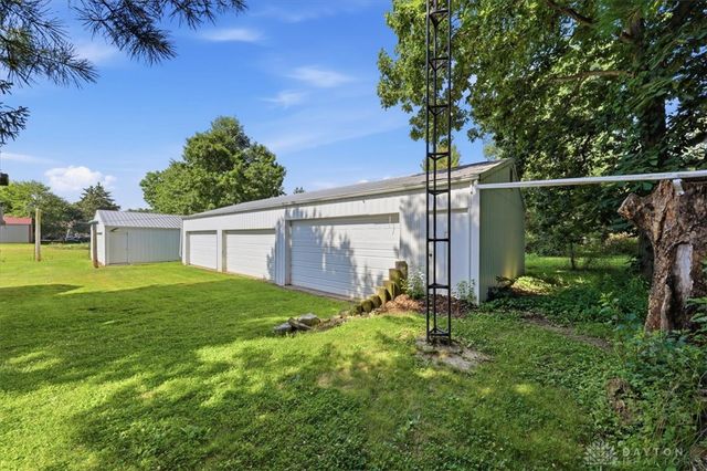 2955 Mechanicsburg Road, Springfield, OH 45503