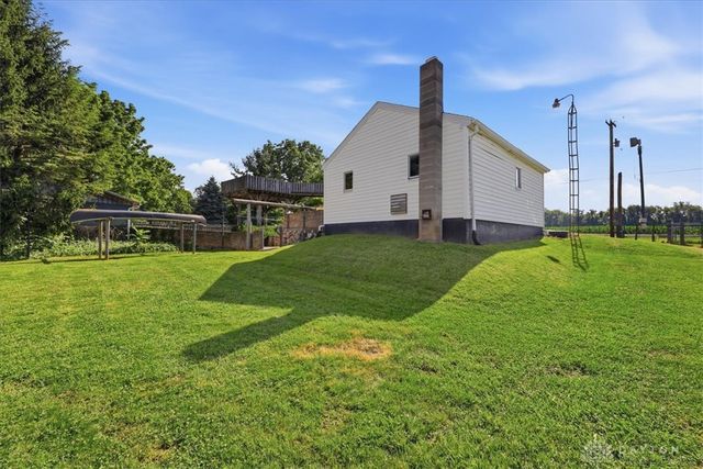 2955 Mechanicsburg Road, Springfield, OH 45503