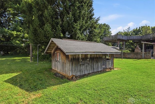 2955 Mechanicsburg Road, Springfield, OH 45503