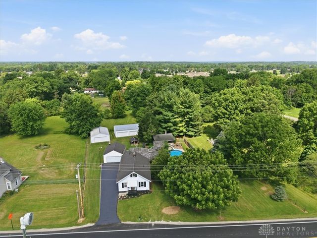 2955 Mechanicsburg Road, Springfield, OH 45503