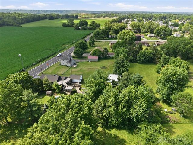 2955 Mechanicsburg Road, Springfield, OH 45503