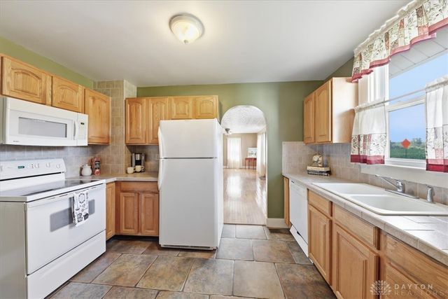 2955 Mechanicsburg Road, Springfield, OH 45503