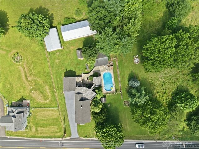 2955 Mechanicsburg Road, Springfield, OH 45503