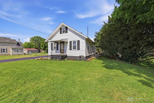 2955 Mechanicsburg Road, Springfield, OH 45503