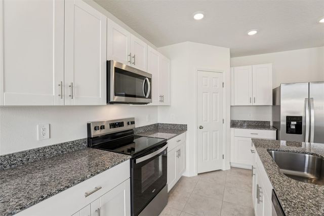 883 SAND SEA PLACE, Haines City, FL 33844