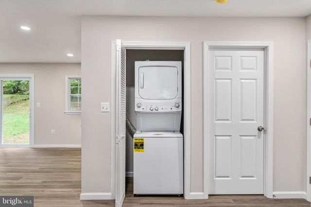 4520 EDINBURG DR, Woodbridge, VA 22193