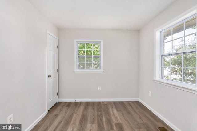4520 EDINBURG DR, Woodbridge, VA 22193