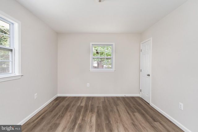 4520 EDINBURG DR, Woodbridge, VA 22193