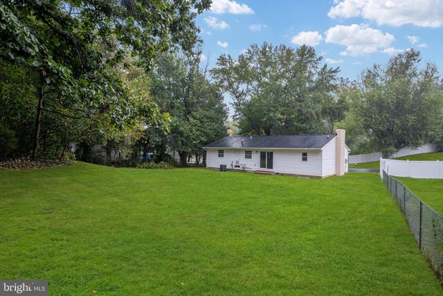 4520 EDINBURG DR, Woodbridge, VA 22193