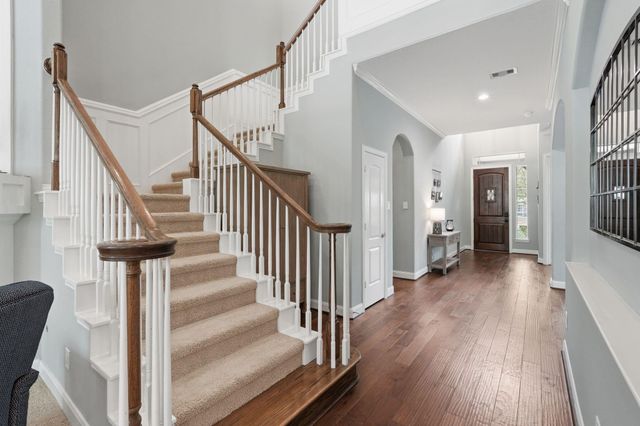 63 W Canyon Wren Circle, The Woodlands, TX 77389