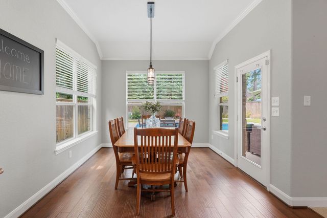 63 W Canyon Wren Circle, The Woodlands, TX 77389