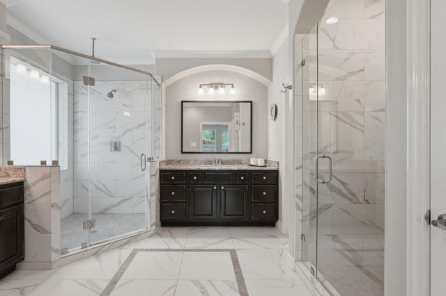 63 W Canyon Wren Circle, The Woodlands, TX 77389