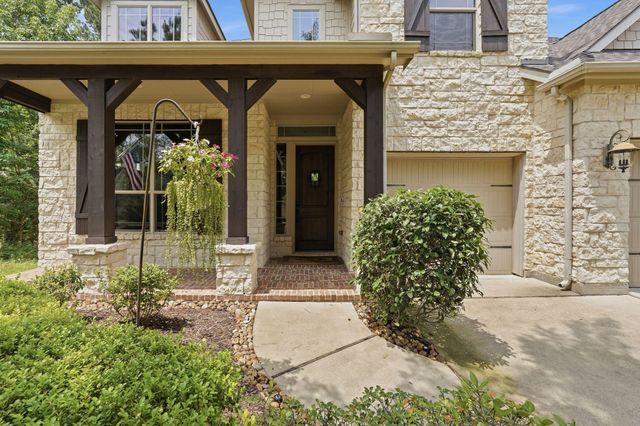 63 W Canyon Wren Circle, The Woodlands, TX 77389