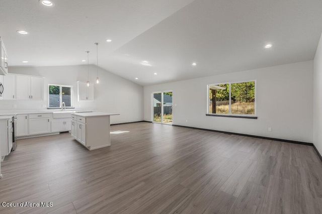 265 Durango Lane, Priest River, ID 83856