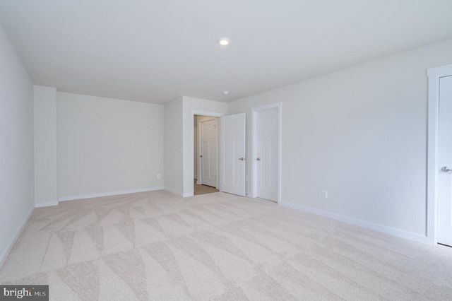 14 TROTTING RD, Inwood, WV 25428