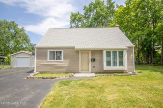 1 Charles Road, Colonie, NY 12110