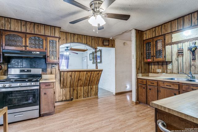 521 san joaquin, San Antonio, TX 78228