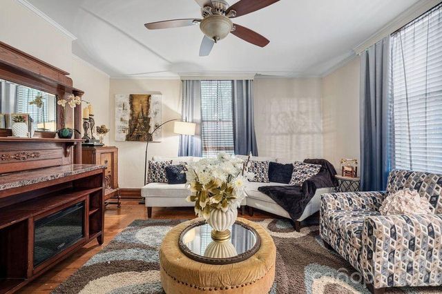 427 Davie Avenue, Statesville, NC 28677