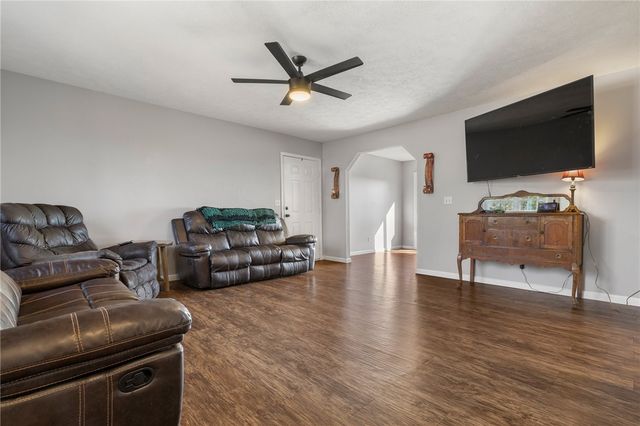 10974 Ricks Drive, Harrison, AR 72601