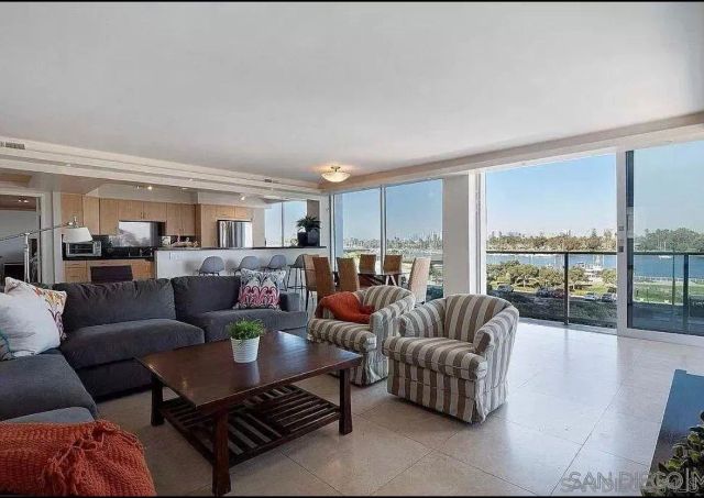 1770 avenida del mundo 204, Coronado, CA 92118
