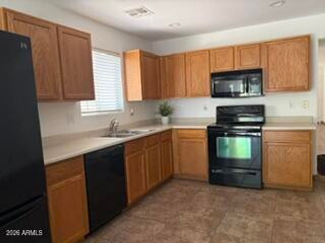 6618 W RIVA Road, Phoenix, AZ 85043
