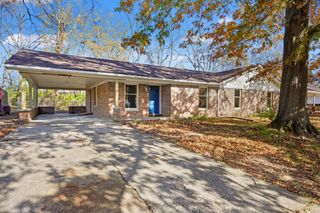 206-208 Lynn Drive, Lawrenceburg, KY 40342