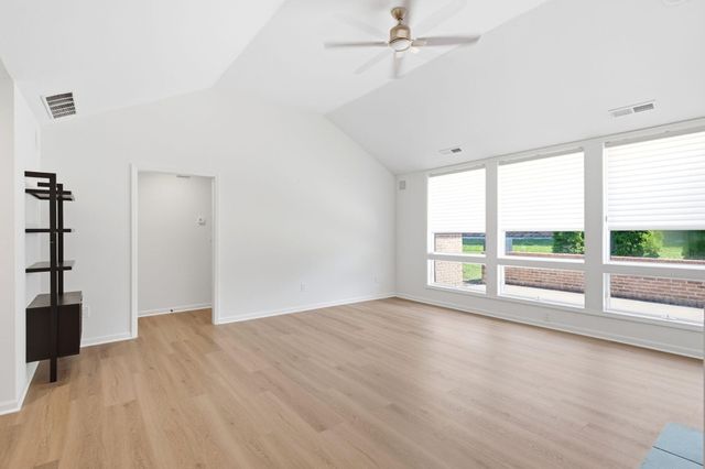 3711 SHADOW GLEN CT, Columbia, MO 65203