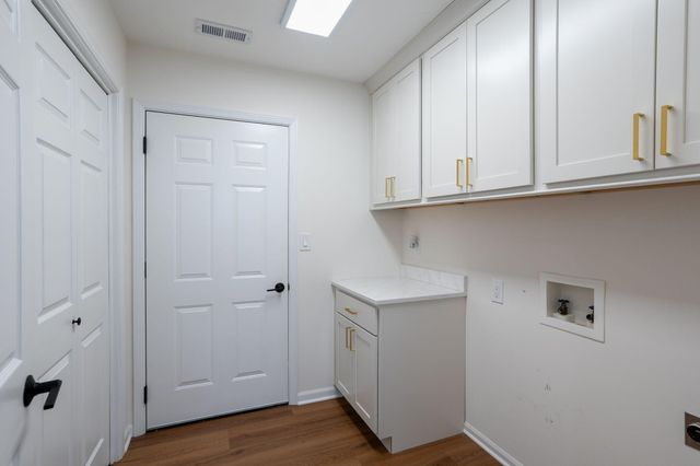 3711 SHADOW GLEN CT, Columbia, MO 65203