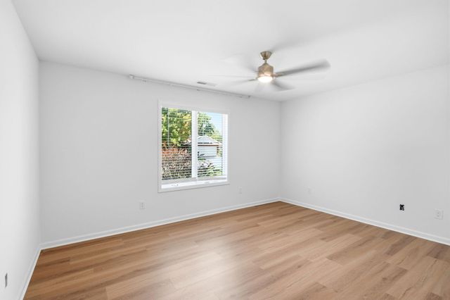 3711 SHADOW GLEN CT, Columbia, MO 65203