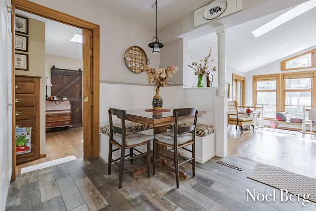 17218 Timber Dunes Drive, Grand Haven, MI 49417