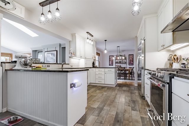 17218 Timber Dunes Drive, Grand Haven, MI 49417