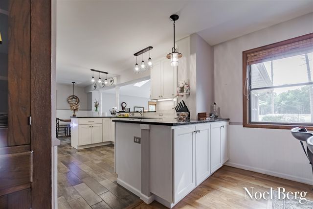 17218 Timber Dunes Drive, Grand Haven, MI 49417