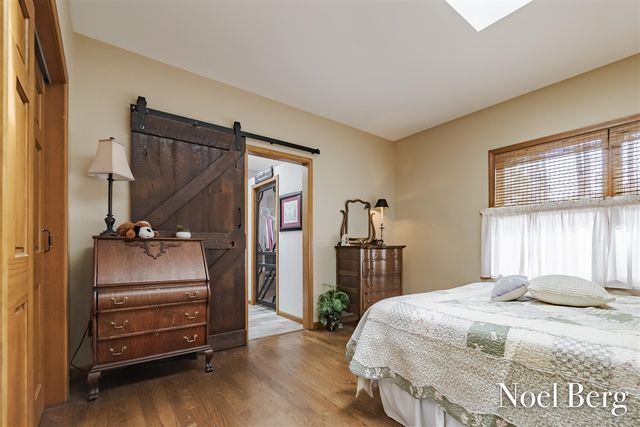 17218 Timber Dunes Drive, Grand Haven, MI 49417